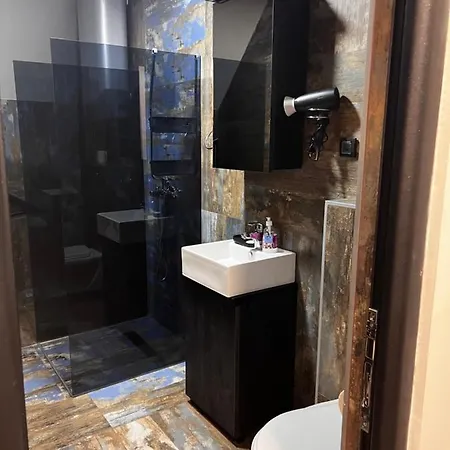 Diamond 4 Apartment