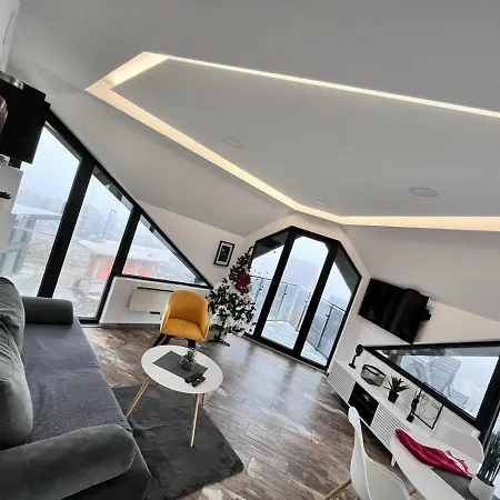 Apartment Diamond 4 *